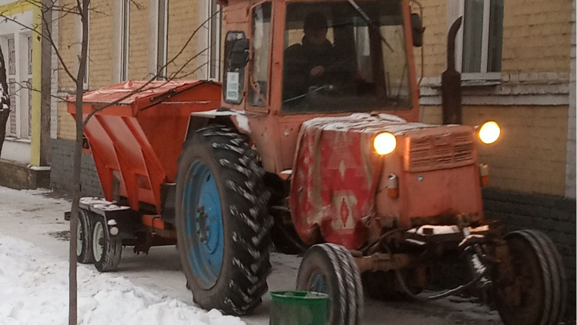 Працює КП "Чисте місто"