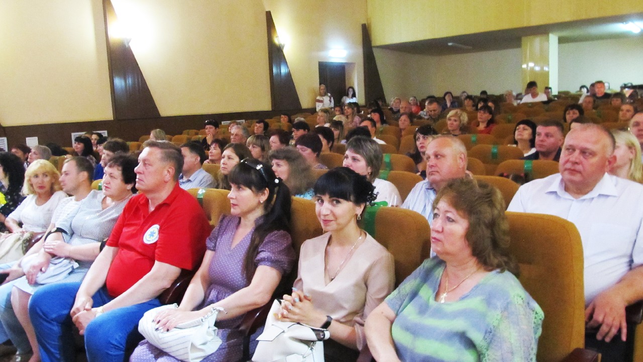 Привітали з професійним святом медичних працівників Лубенщини